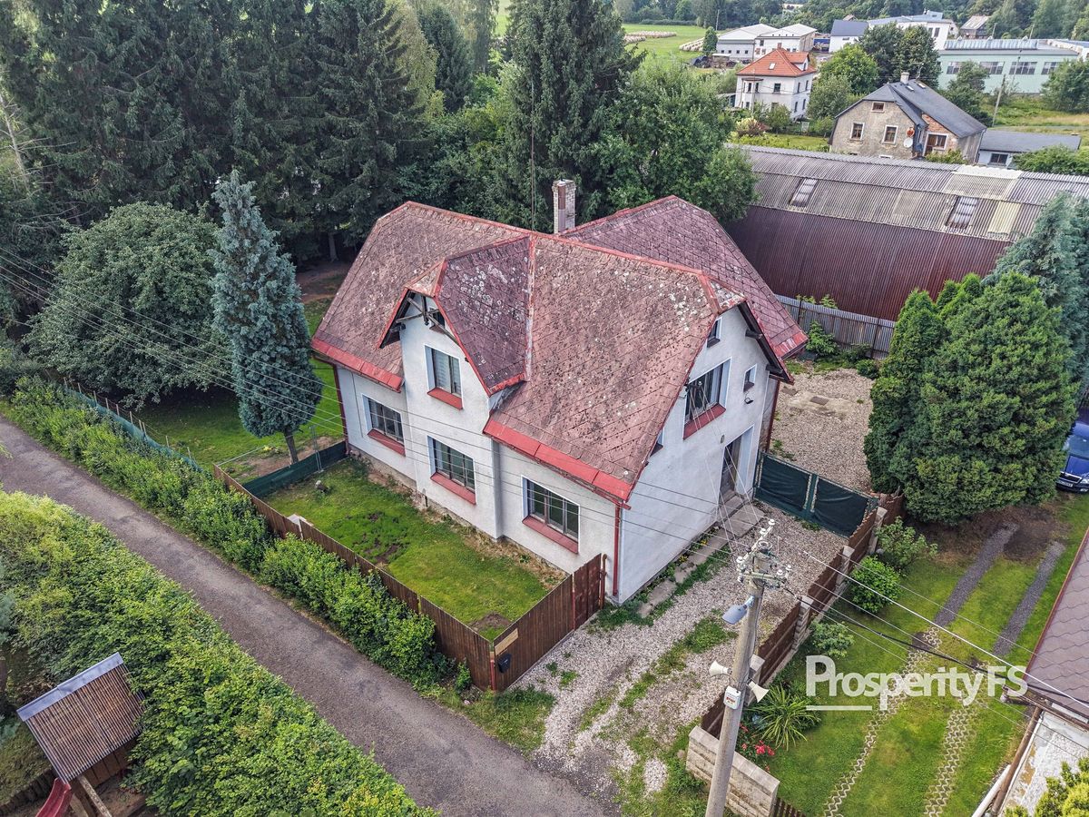 Prodej rodinného domu 199 m², pozemek 1065 m²